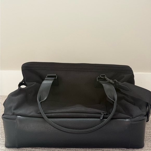 Black BEIS Weekender Bag - Picture 4 of 4